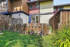 120 MCCLINTOCK WAY | Ottawa Ontario | Slide Image Forty-six