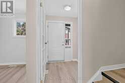 120 MCCLINTOCK WAY | Ottawa Ontario | Slide Image Five