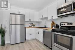 120 MCCLINTOCK WAY | Ottawa Ontario | Slide Image Eight