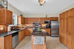 157 FAIRLOP WAY | Ottawa Ontario | Slide Image Six