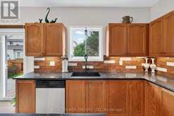 157 FAIRLOP WAY | Ottawa Ontario | Slide Image Nine