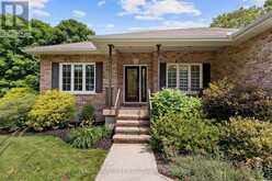 876 CENTER STREET | McNab-Braeside Ontario | Slide Image Two
