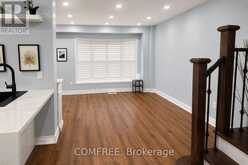 15D VIEW GREEN CRESCENT | Toronto Ontario | Slide Image Four