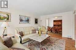 606 CHENIER WAY | Ottawa Ontario | Slide Image Six