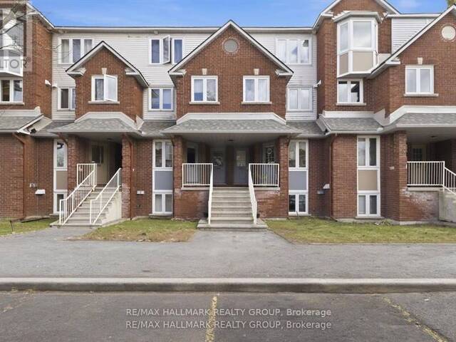 3 - 390 BRISTON PRIVATE Ottawa Ontario, K1G 5R3 - 2 Bedrooms Condo For Sale