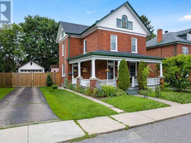 20 MCEWEN AVENUE Smiths Falls Ontario, K7A 2K4 - 4 Bedrooms Home For Sale
