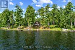 992 WHITE LAKE SHORE NORTH | Lanark Highlands Ontario | Slide Image Thirty-five