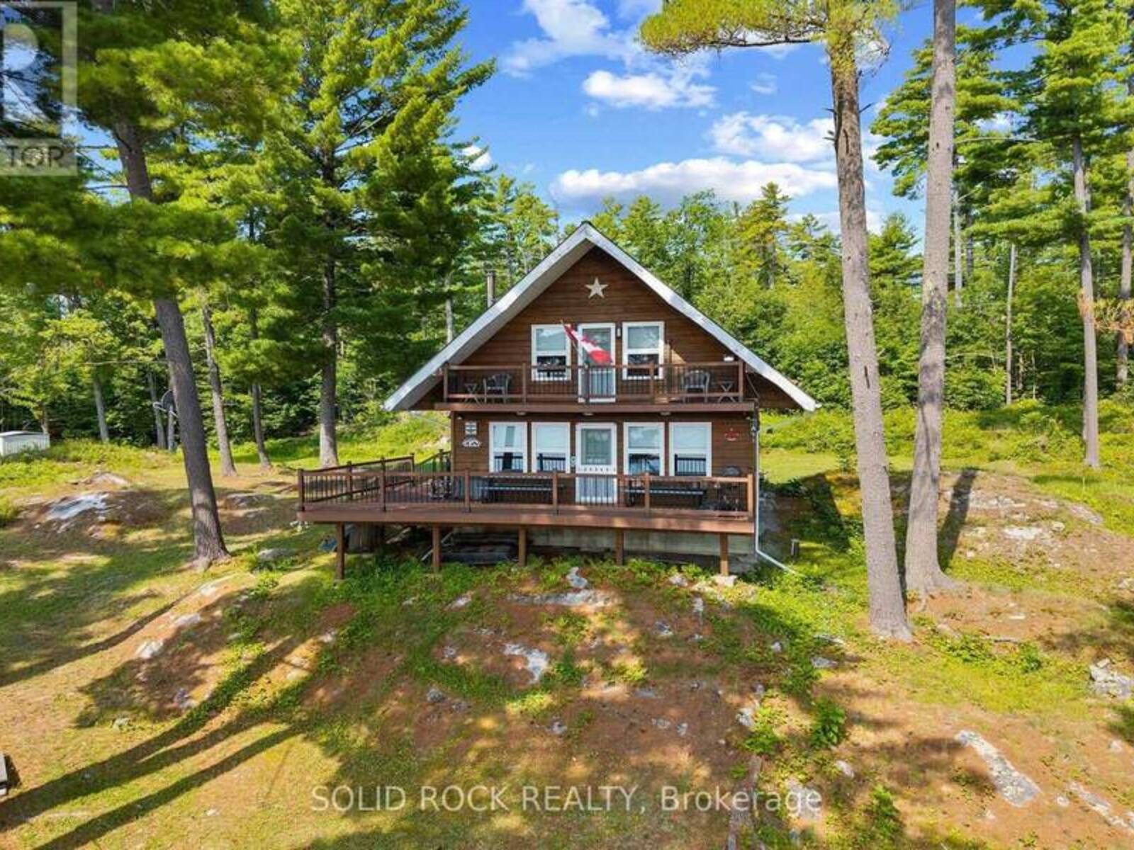 992 WHITE LAKE SHORE NORTH, Lanark Highlands, Ontario K0A 3L0