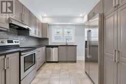 84 RIVERDALE AVENUE | Ottawa Ontario | Slide Image Twelve