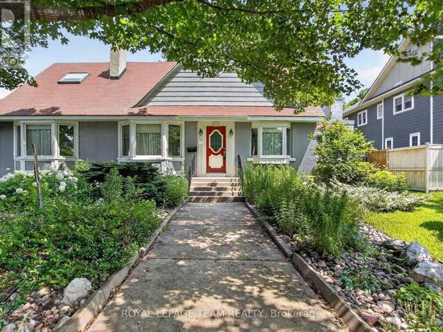 961 KINGSMERE AVENUE Ottawa Ontario, K2A 3K3 - 2 Bedrooms Home For Sale
