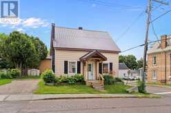 145 MUNROE AVENUE W | Renfrew Ontario | Slide Image One