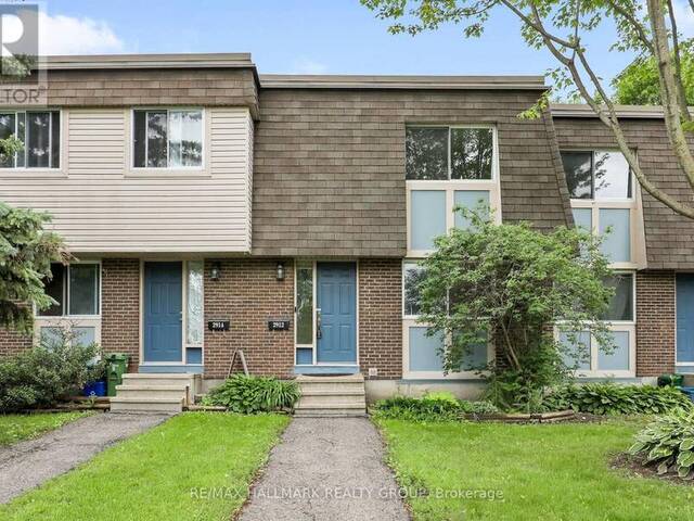 2912 FAIRLEA CRESCENT Ottawa Ontario, K1V 8T7 - 3 Bedrooms Condo For Sale