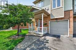 258 PARKROSE PRIVATE | Ottawa Ontario | Slide Image Two