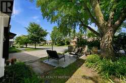 2 VENTNOR WAY | Ottawa Ontario | Slide Image Three