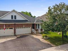 205 CAIRNSMORE CIRCLE Ottawa Ontario, K2J 0G4