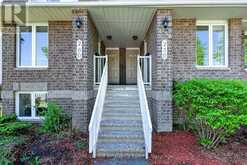 256 CRESTHAVEN DRIVE | Ottawa Ontario | Slide Image Three