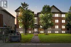 2 - 313 CRESTHAVEN DRIVE | Ottawa Ontario | Slide Image One