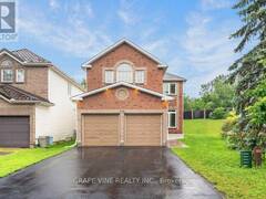 105 ROWALLEN PLACE Ottawa Ontario, K1T 4E3