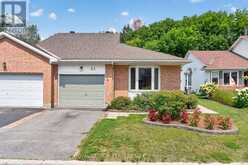 35 BILLINGHAM CRESCENT | Ottawa Ontario | Slide Image Three