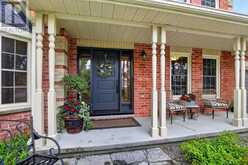 21 DELAMERE DRIVE | Ottawa Ontario | Slide Image Four