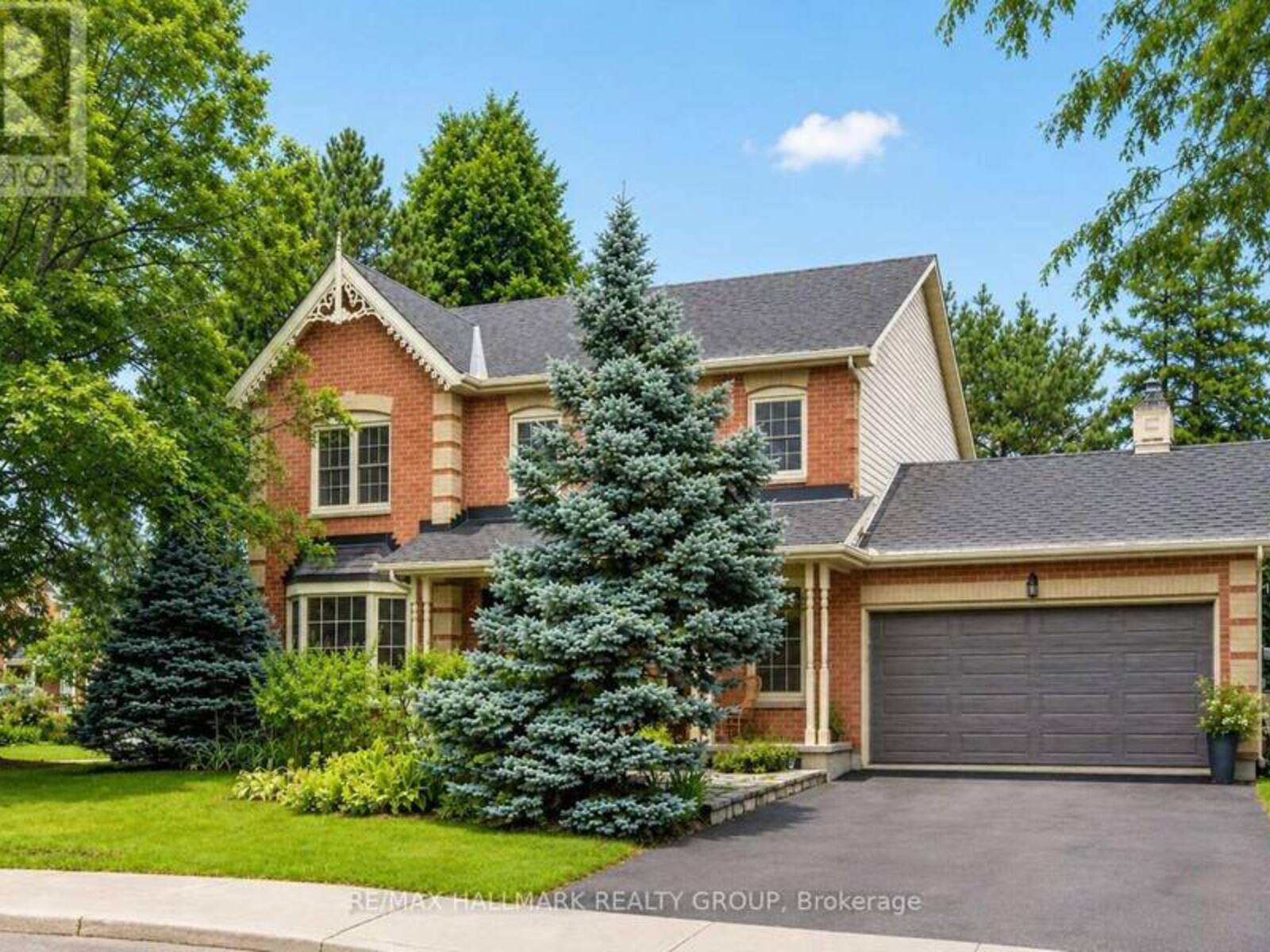 21 DELAMERE DRIVE, Ottawa, Ontario K2S 1G7