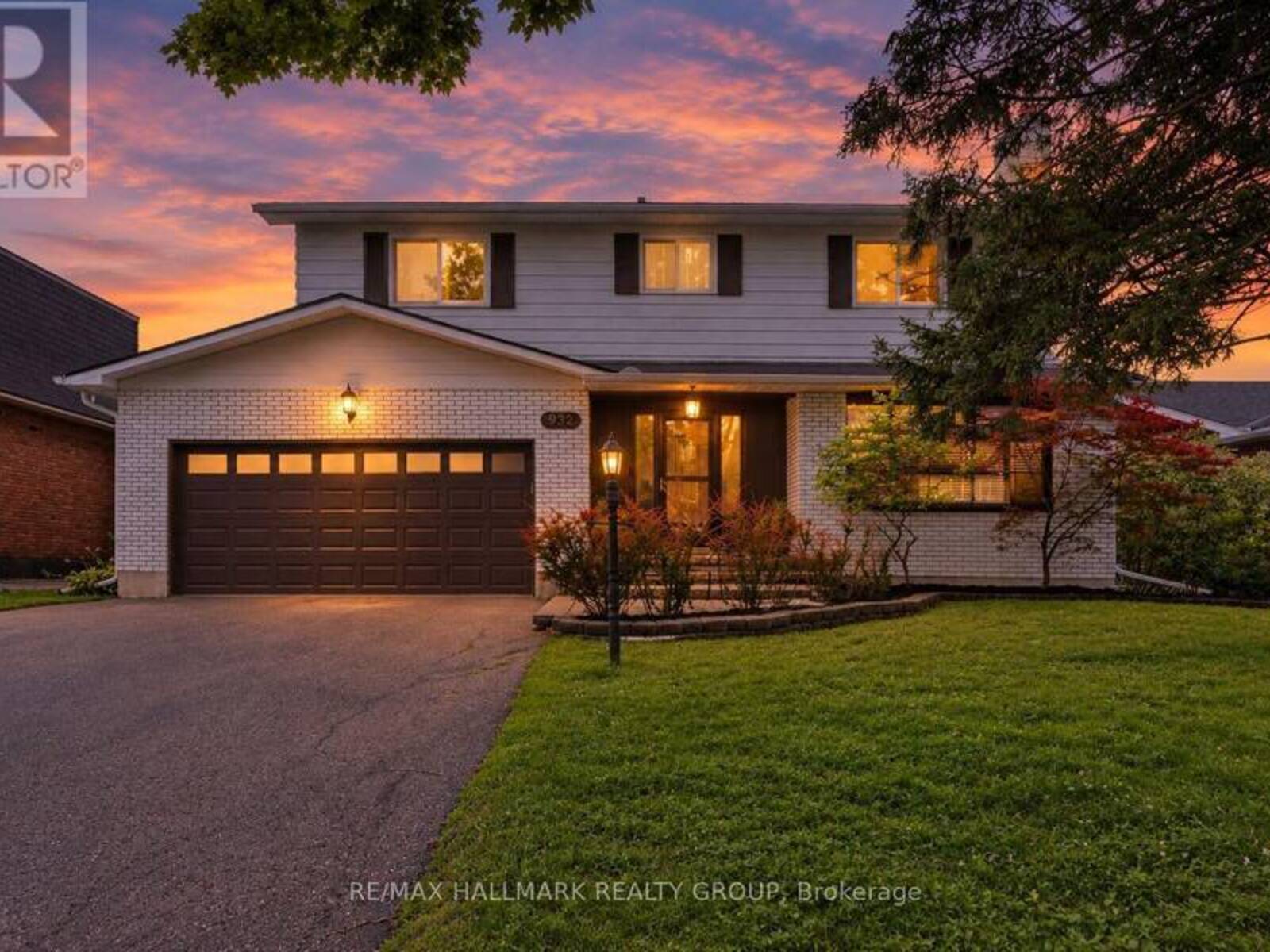 932 DRESDEN CRESCENT, Ottawa, Ontario K2B 5J1
