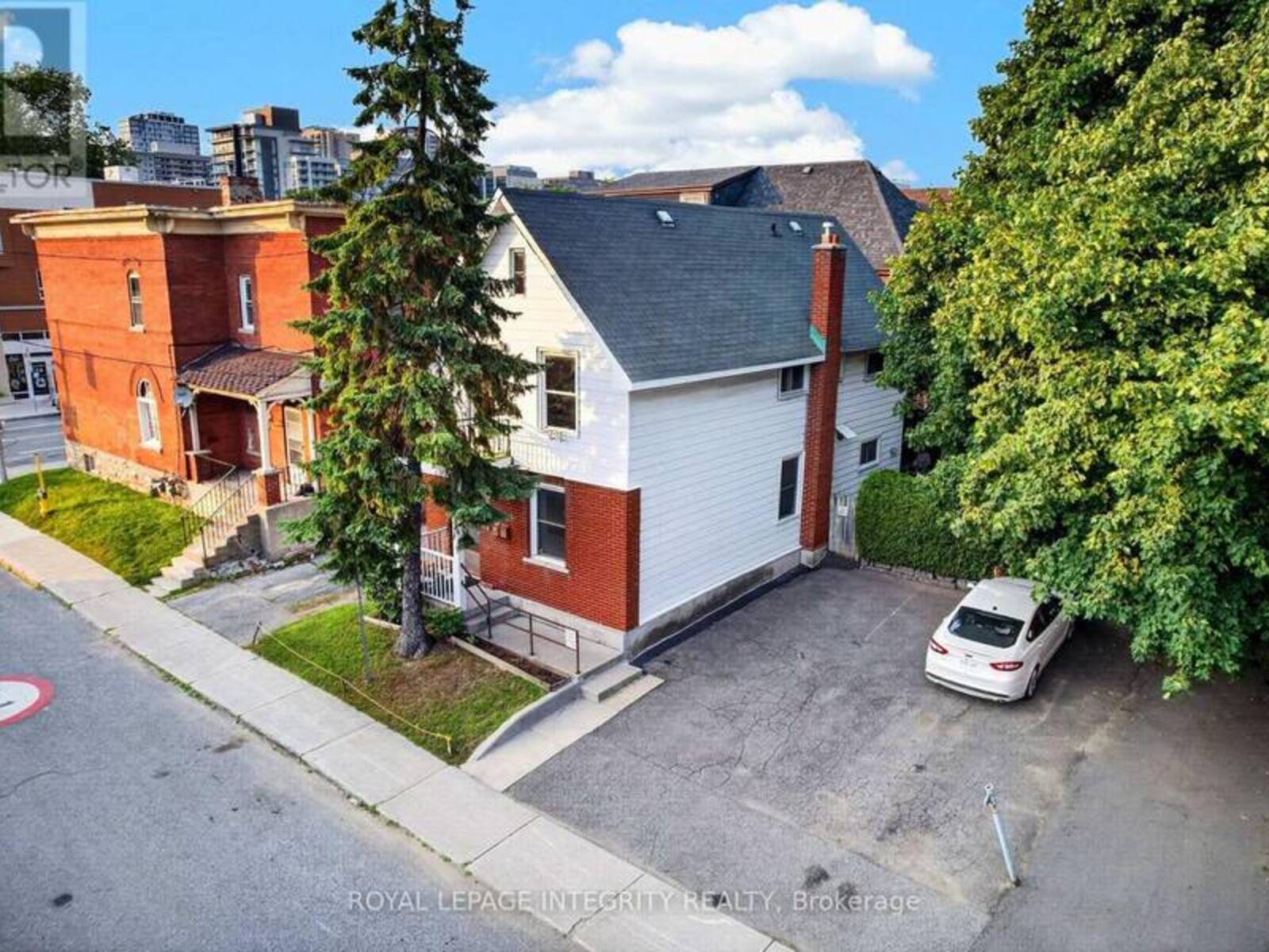 141 PERCY STREET, Ottawa, Ontario K1R 6C8