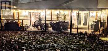 8950 BROWN ROAD | Niagara Falls Ontario | Slide Image Three
