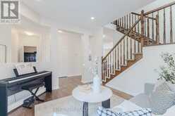 538 RAVENDALE WAY | Ottawa Ontario | Slide Image Eight