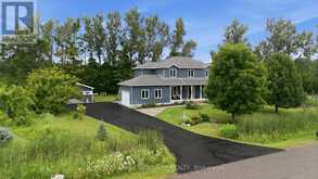281 FROME STREET | Fitzroy Ontario | Slide Image One