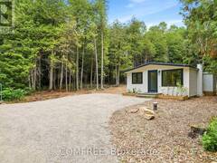 86 SOUTH SHORE ROAD Lion's Head Ontario, N0H 1W0