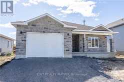 17 GLENCO ROAD | South Stormont Ontario | Slide Image One