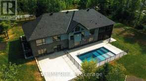 135 CHERRYHILL DRIVE | Ottawa Ontario | Slide Image One