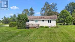 201 LINDA LOOP | Kinburn Ontario | Slide Image Thirty-one