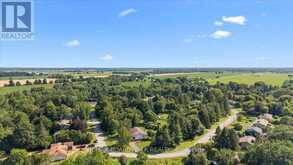 201 LINDA LOOP | Kinburn Ontario | Slide Image Thirty-four