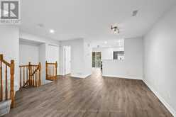 366 WIFFEN PRIVATE | Ottawa Ontario | Slide Image Nine