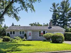 20 CRAMER DRIVE Ottawa Ontario, K2H 5X5