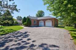 6983 LAKES PARK DRIVE | Ottawa Ontario | Slide Image Two
