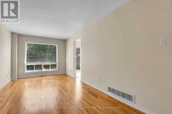 307 CYR AVENUE | Ottawa Ontario | Slide Image Seventeen