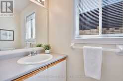 307 CYR AVENUE | Ottawa Ontario | Slide Image Eight