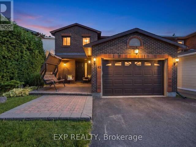 42 VALLEY RIDGE STREET Ottawa Ontario, K2E 7W2 - 4 Bedrooms Home For Sale