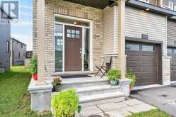 533 WINTERSET ROAD | Ottawa Ontario | Slide Image Four