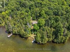 1015 PENYCK LAKE LANE Central Frontenac Ontario, K0H 2P0