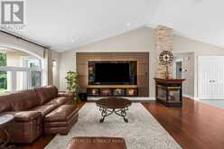 1302 BANKFIELD ROAD | Ottawa Ontario | Slide Image Five