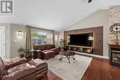 1302 BANKFIELD ROAD | Ottawa Ontario | Slide Image Six