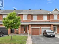 1433 COMFREY CRESCENT Ottawa Ontario, K4A 0L8
