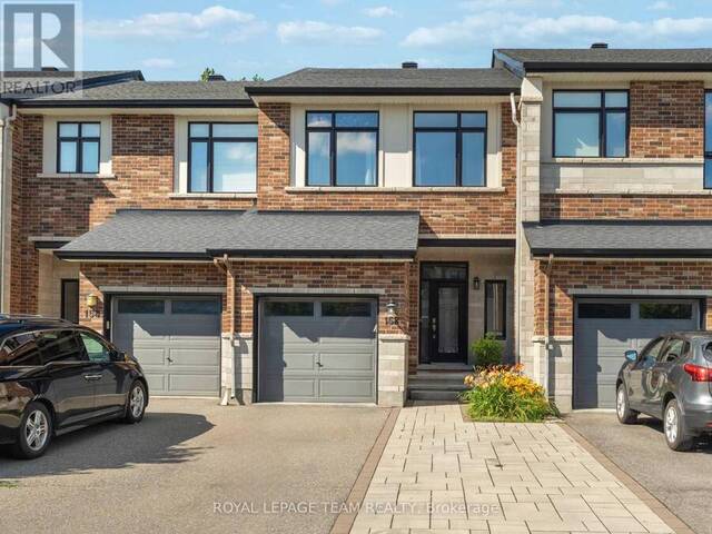 152 MATTINGLY WAY Ottawa Ontario, K4M 0E2 - 3 Bedrooms Home For Sale
