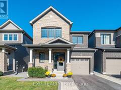 17 ALLAN MOORE PLACE Ottawa Ontario, K2S 2A9