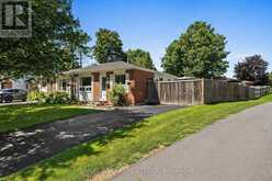51 MORTON DRIVE | Ottawa Ontario | Slide Image Four
