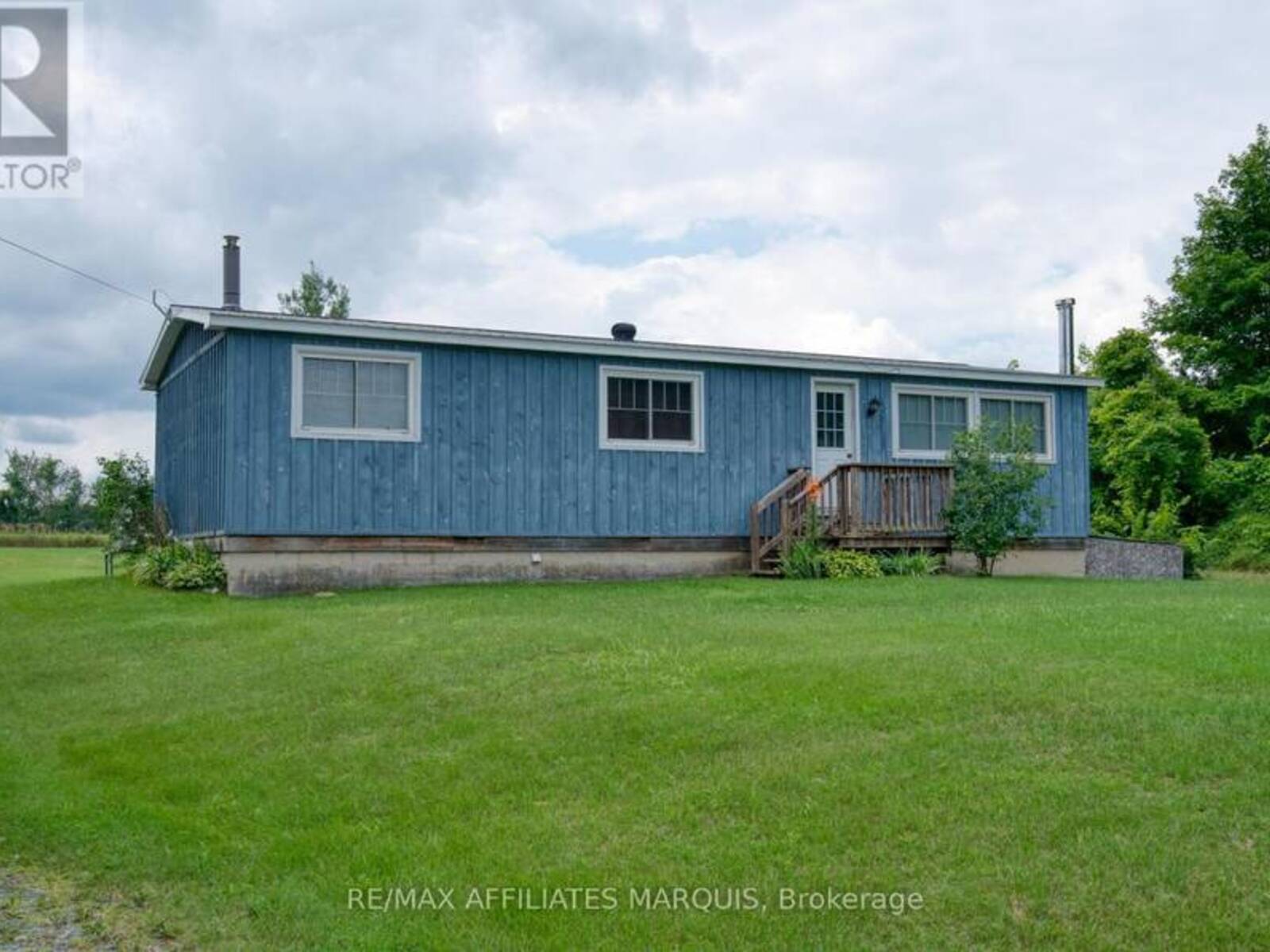 3826 BIG RIDEAU LAKE ROAD, Rideau Lakes, Ontario K0G 1V0
